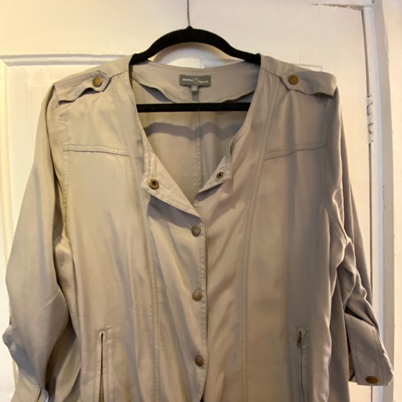 Jacket - Picture 2 of 7